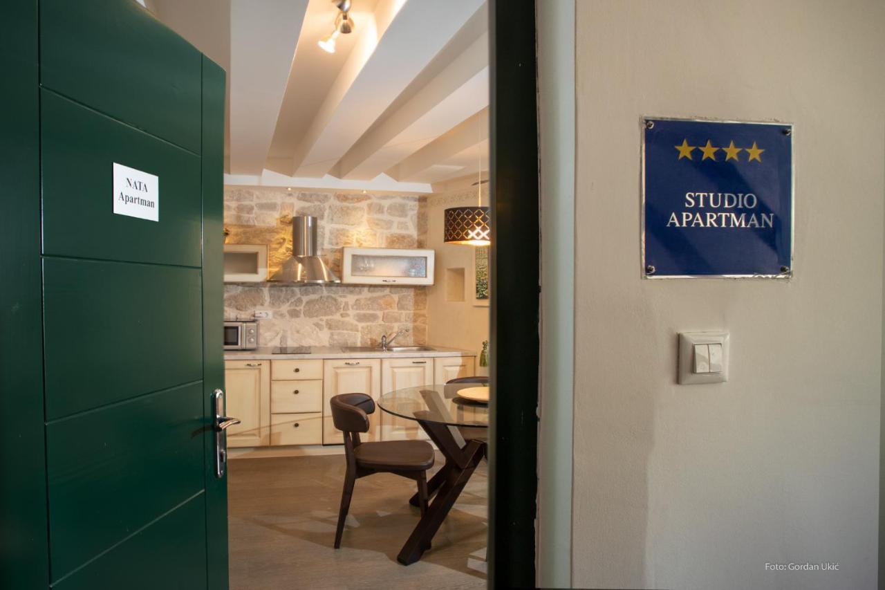 Nata Apartment 4 Stars ロヴィニ エクステリア 写真